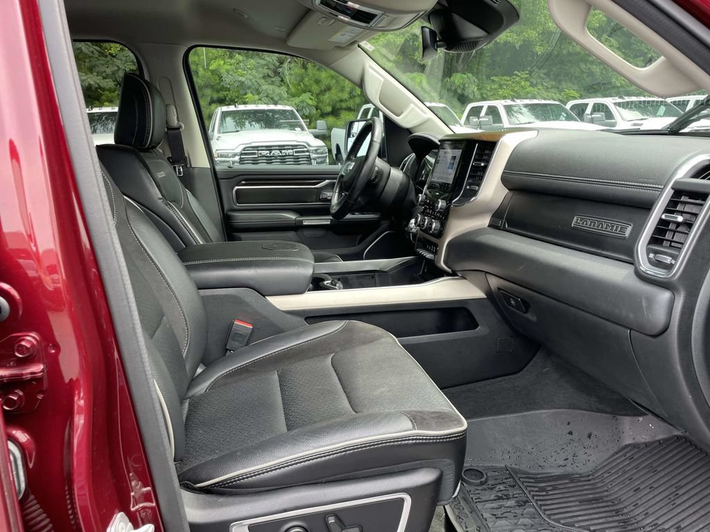 Used 2022 RAM 1500 Laramie AWD/4WD image 15