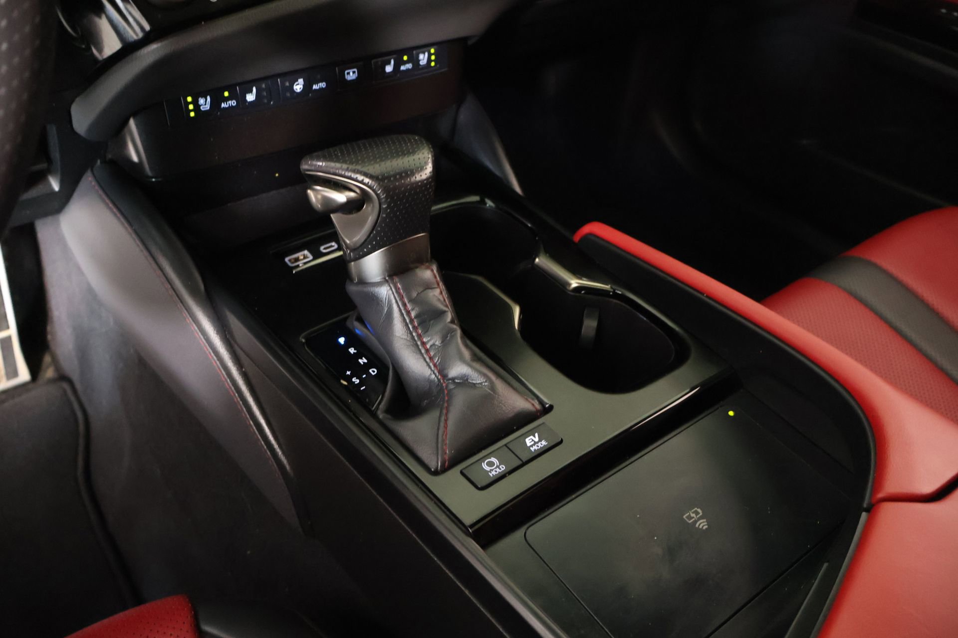 Used 2024 Lexus ES 300h F Sport w/ Accessory Package (Z2) FWD image 9