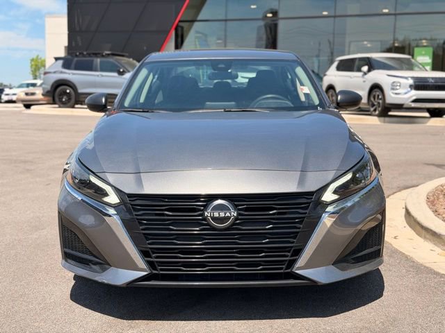 Used 2024 Nissan Altima 2.5 SV FWD image 7