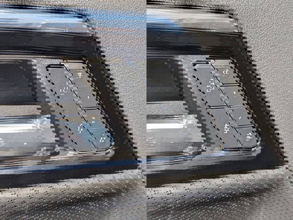 New 2025 GMC Sierra EV Denali AWD/4WD image 17