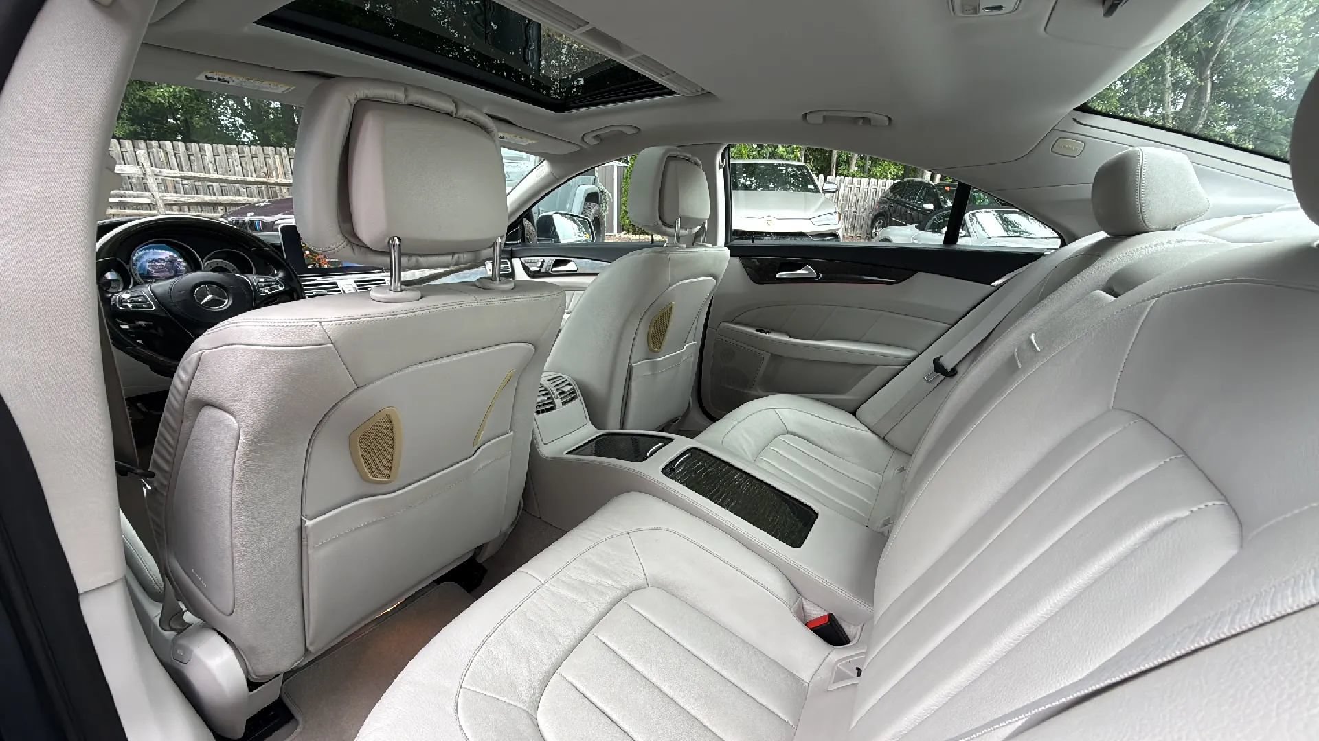 Used 2015 Mercedes-Benz CLS 400 image 23
