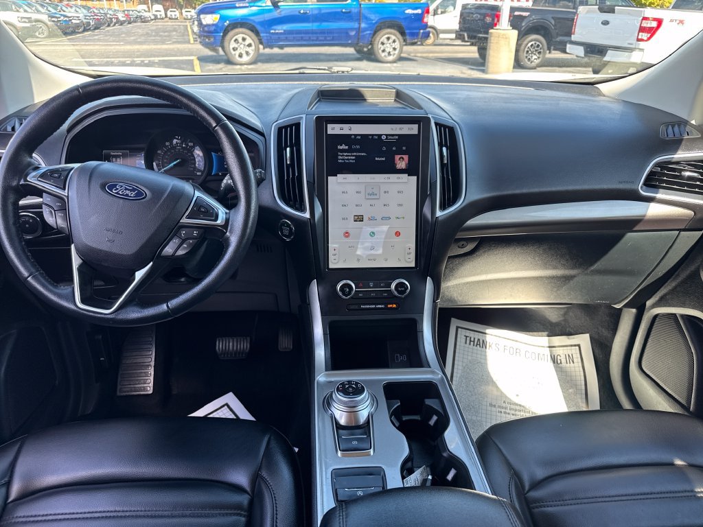 Used 2024 Ford Edge SEL AWD/4WD image 16