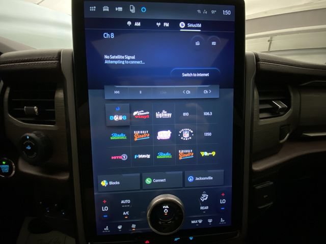 Used 2022 Ford Expedition Max Limited AWD/4WD image 16