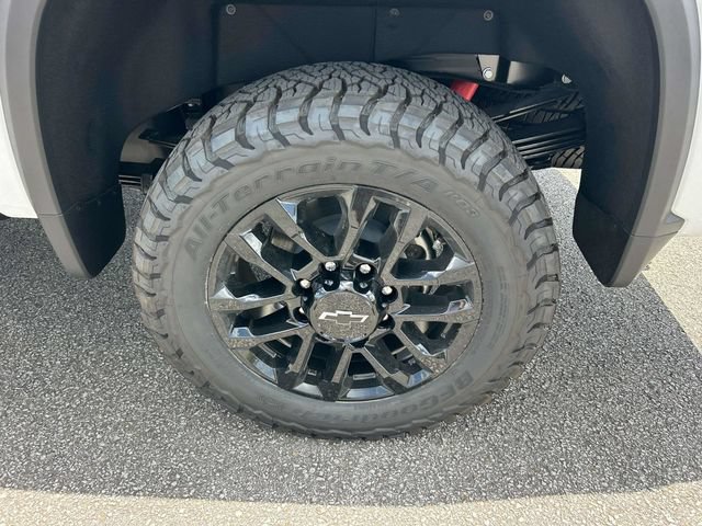 New 2026 Chevrolet Silverado 2500 LTZ w/ LTZ Plus Package AWD/4WD image 14
