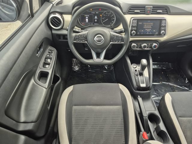 Used 2020 Nissan Versa SV FWD image 21