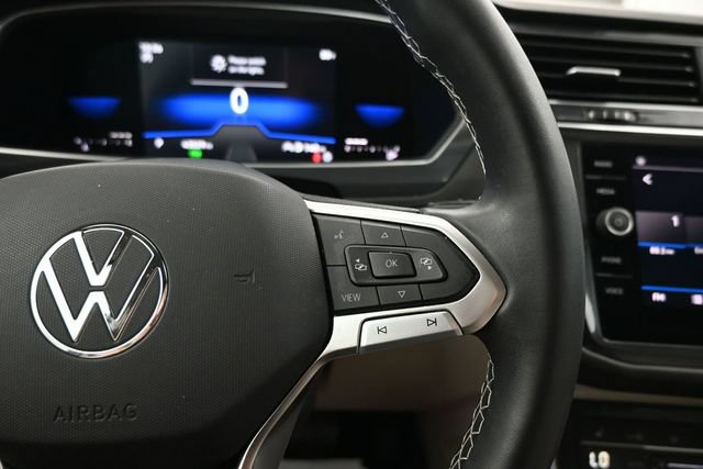 Used 2023 Volkswagen Tiguan SE FWD image 16
