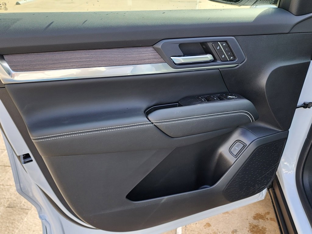 New 2026 GMC Terrain Denali image 13