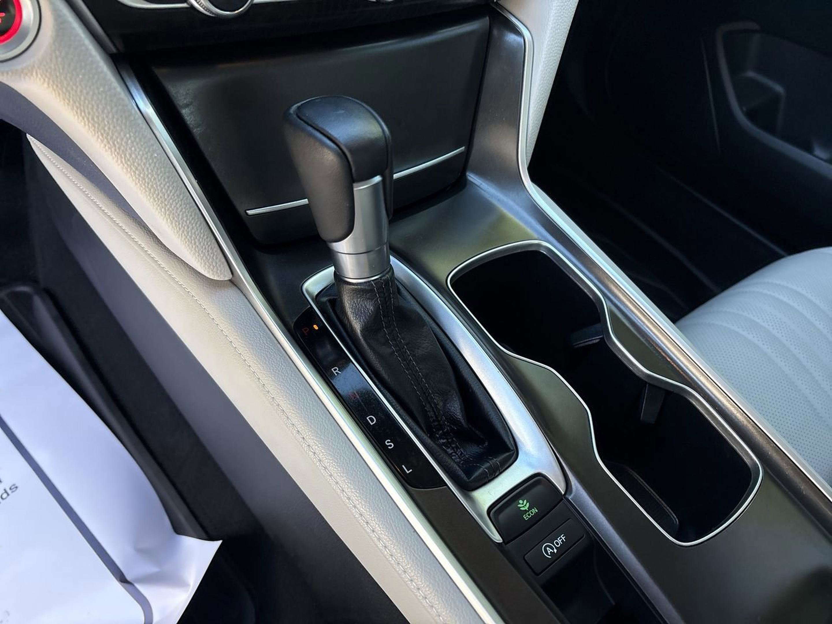 Used 2022 Honda Accord EX-L image 15