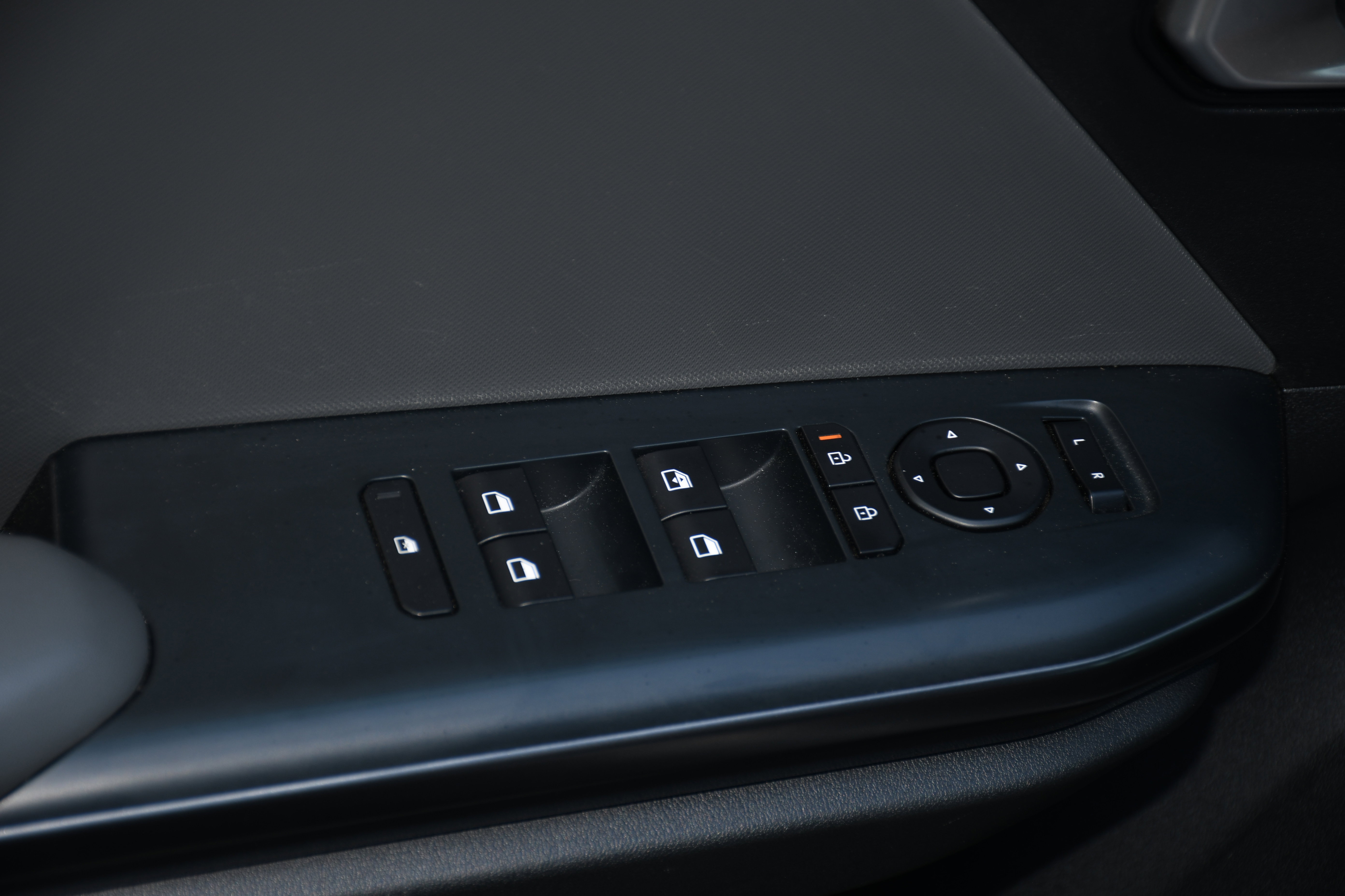 Used 2025 Kia K4 LXS image 10