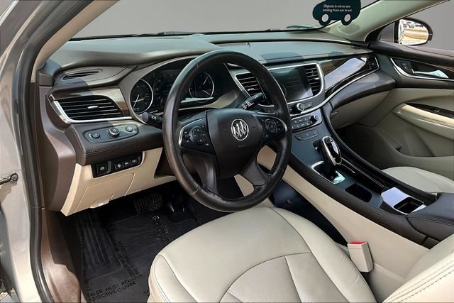Used 2018 Buick LaCrosse Premium FWD image 17