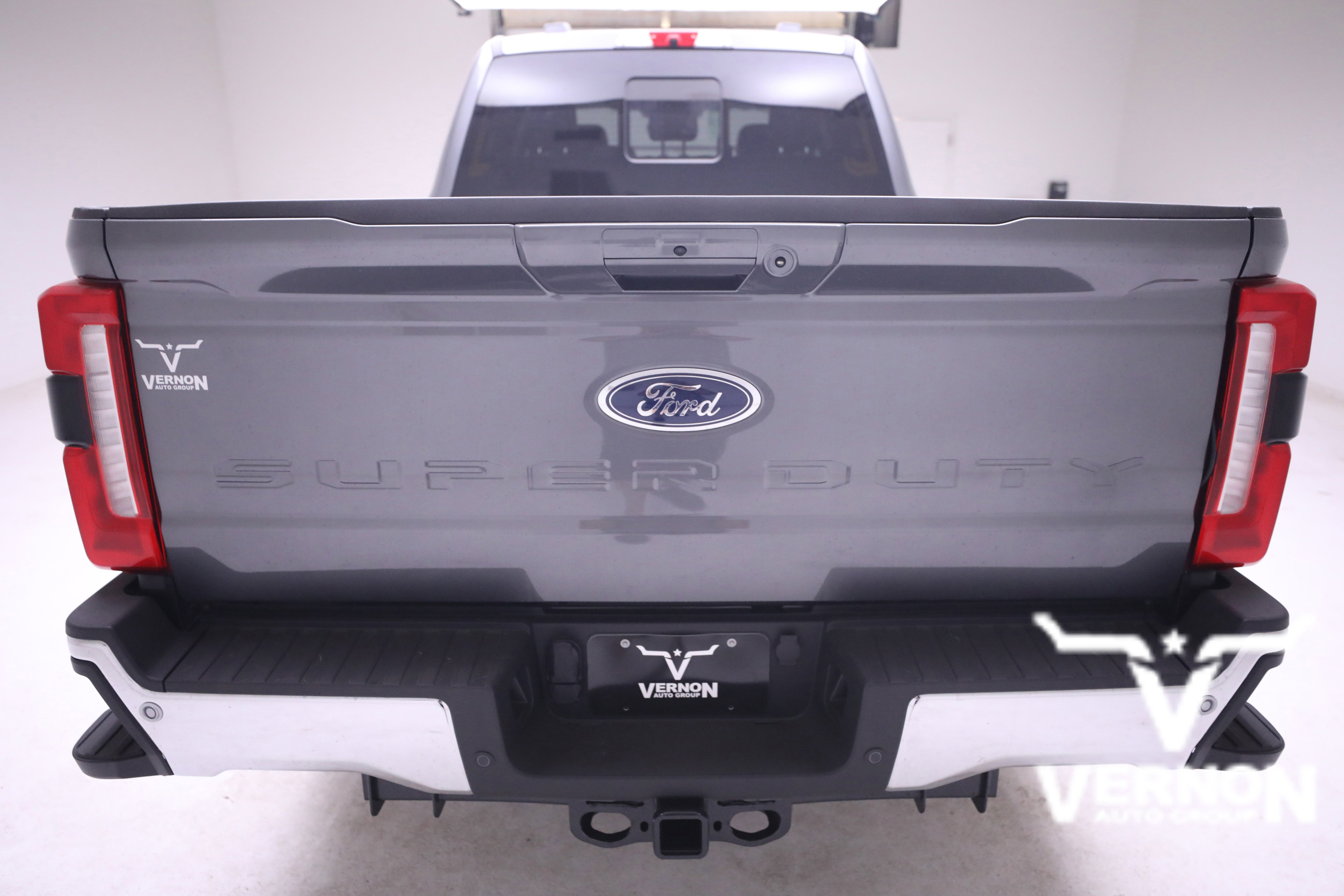 New 2026 Ford F250 Lariat w/ Chrome Package image 4