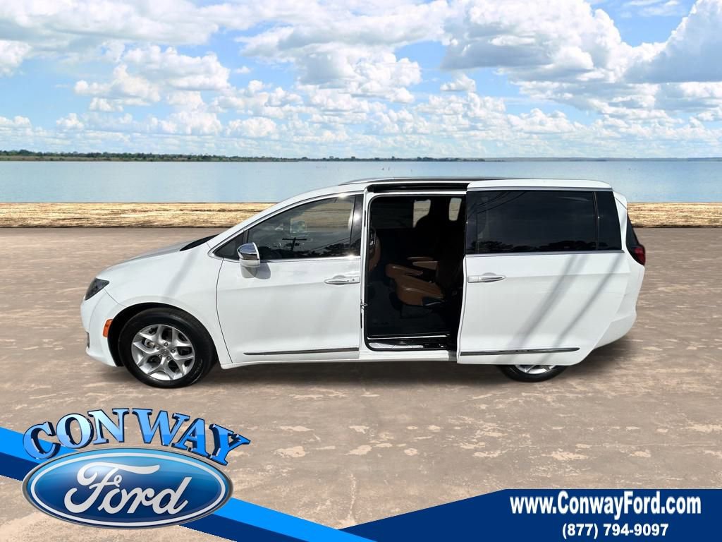 Used 2020 Chrysler Pacifica Limited image 16