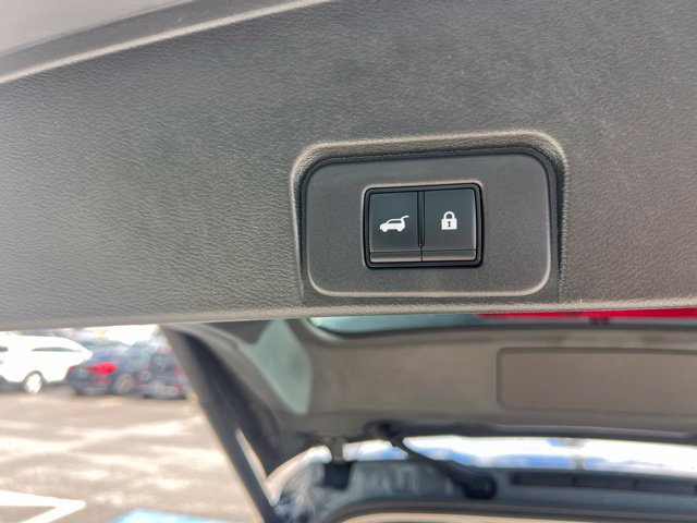 Used 2023 Nissan Rogue Platinum AWD/4WD image 25