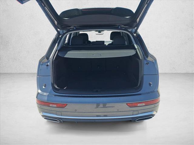 Used 2022 Audi Q5 2.0T Premium Plus w/ Premium Plus Package AWD/4WD image 6