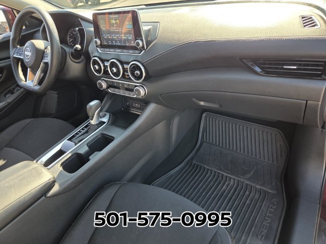 Used 2025 Nissan Sentra SV FWD image 16