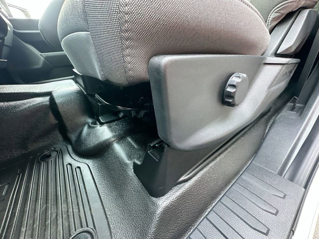 New 2025 Ford F550 4x4 Crew Cab Super Duty image 13