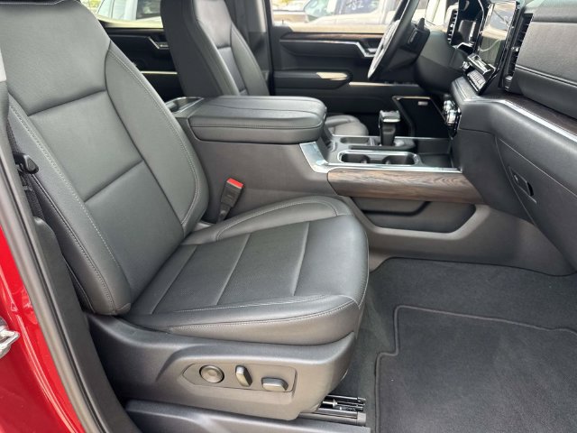 Used 2025 GMC Sierra 1500 SLT w/ SLT Premium Plus Package RWD image 11