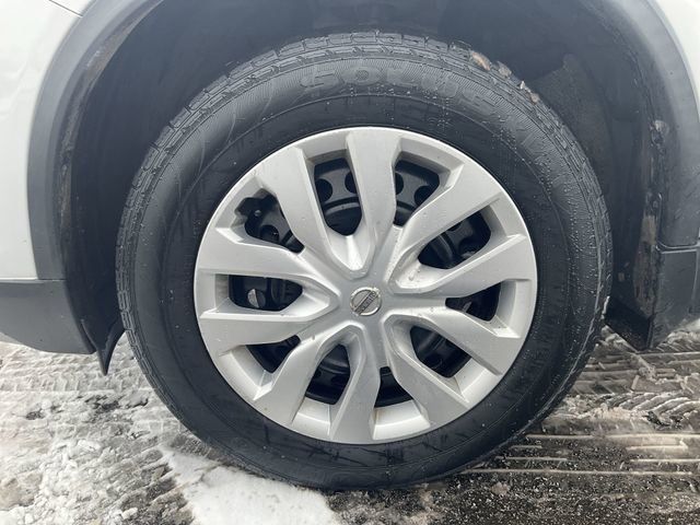 Used 2018 Nissan Rogue S image 7