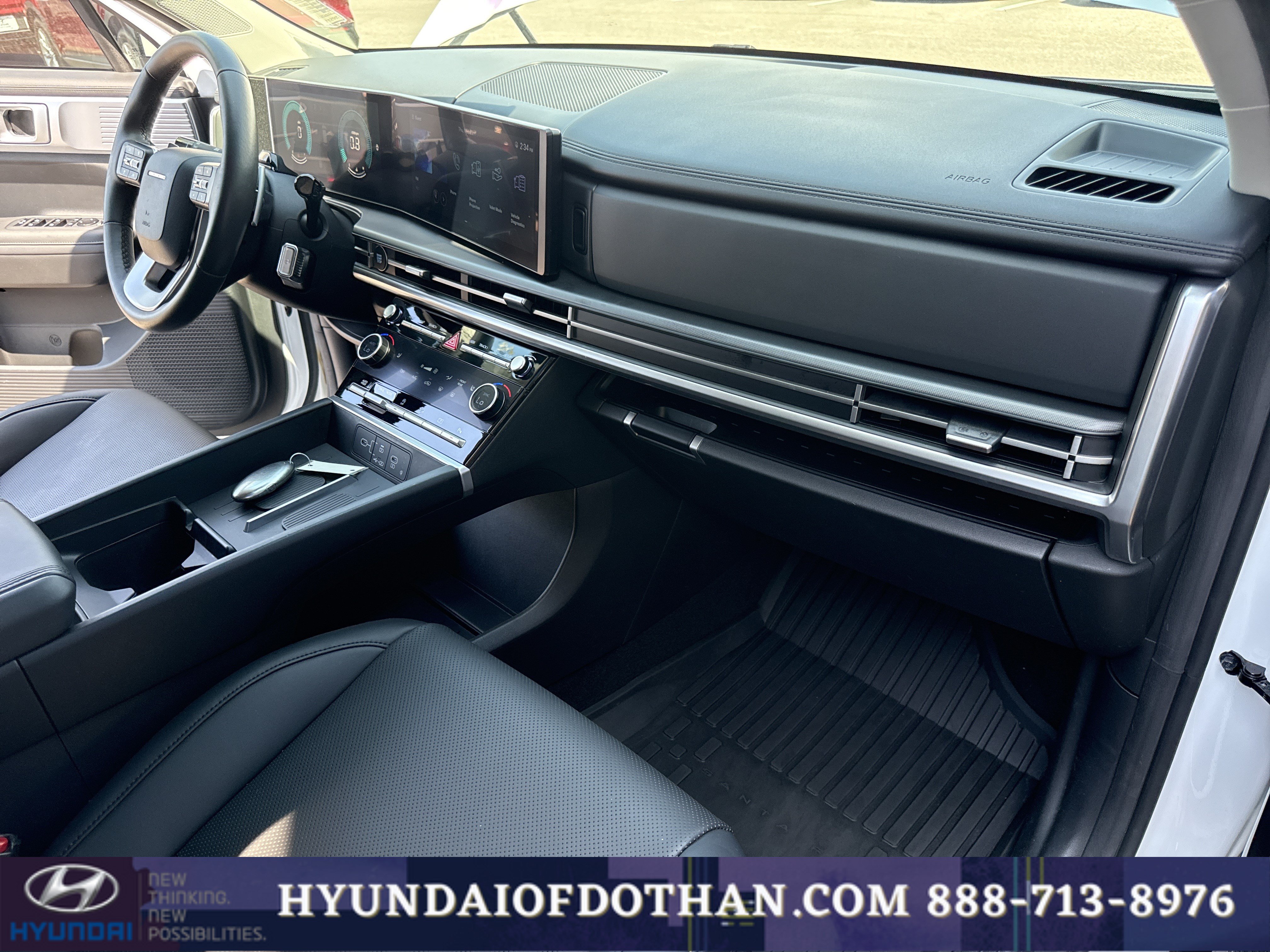 Certified 2024 Hyundai Santa Fe SEL FWD image 16