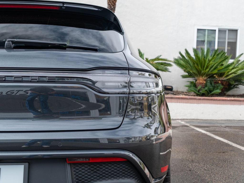 Used 2024 Porsche Macan GTS AWD/4WD image 15