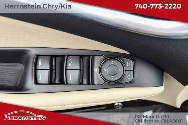 Used 2021 Buick Enclave Essence image 14