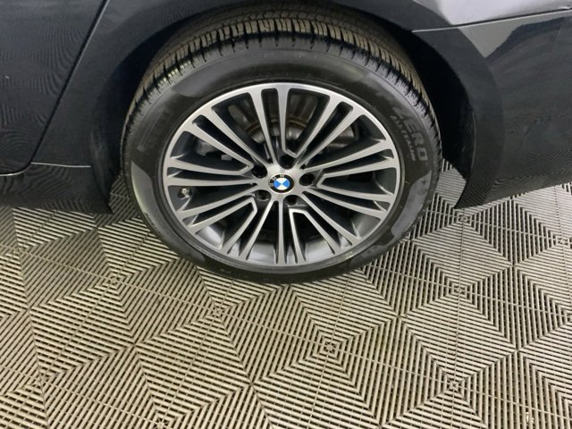 Used 2019 BMW 540i xDrive image 43