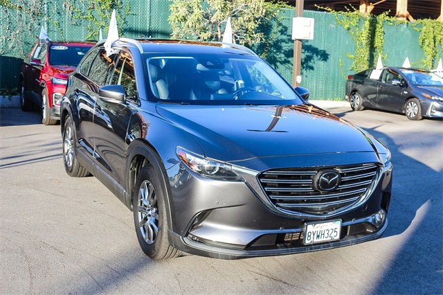 Used 2018 MAZDA CX-9 Touring w/ Touring Premium Package image 3