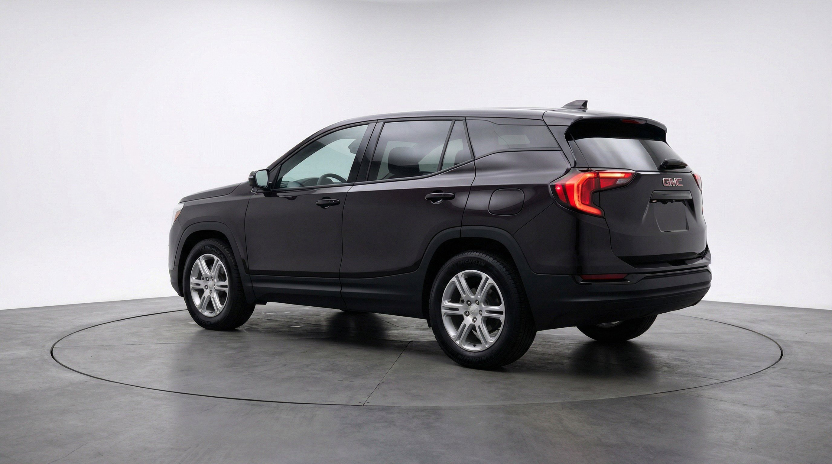 Used 2024 GMC Terrain SLE FWD image 6