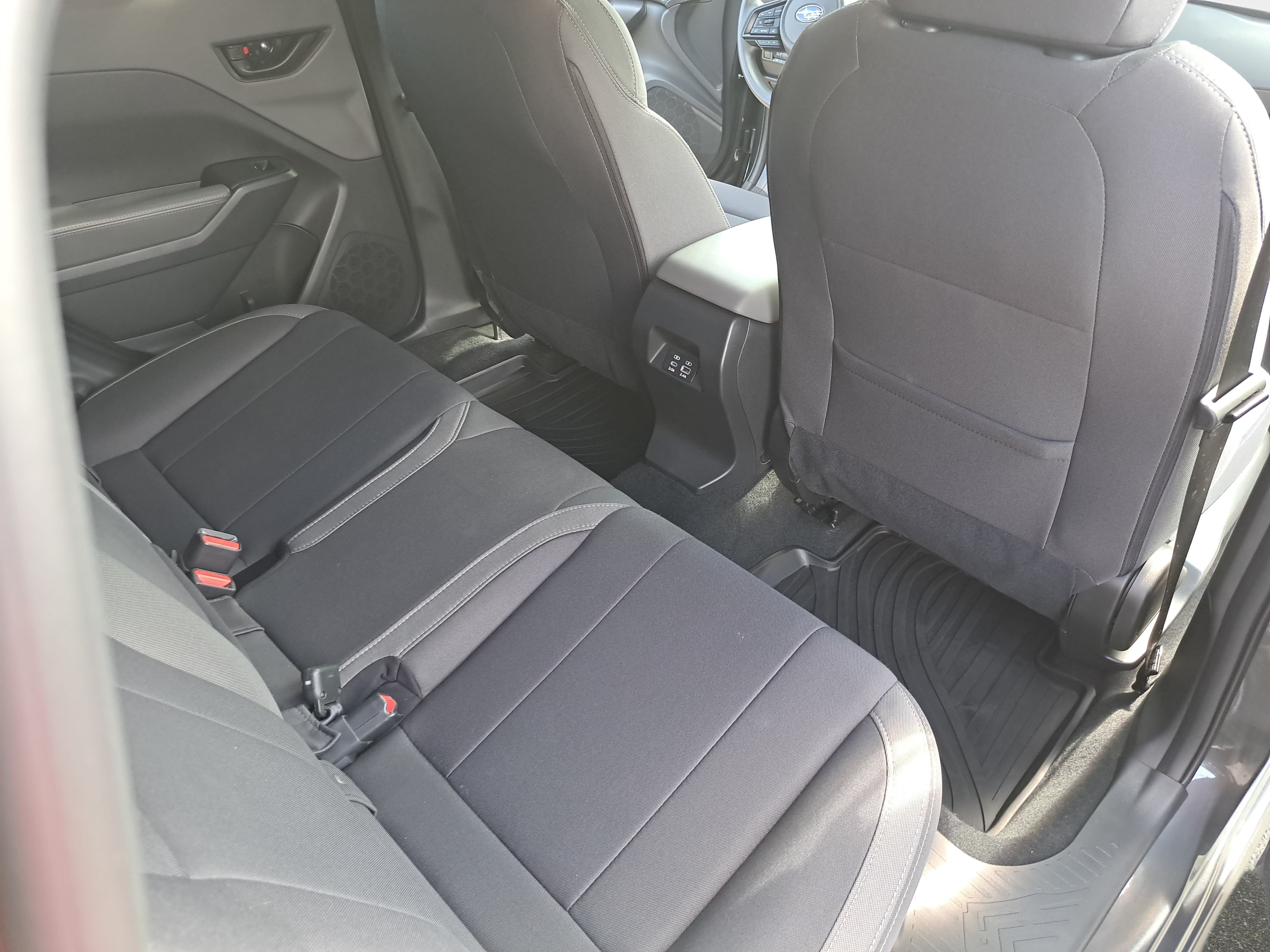 Used 2025 Subaru Crosstrek 2.5i Premium AWD/4WD image 11