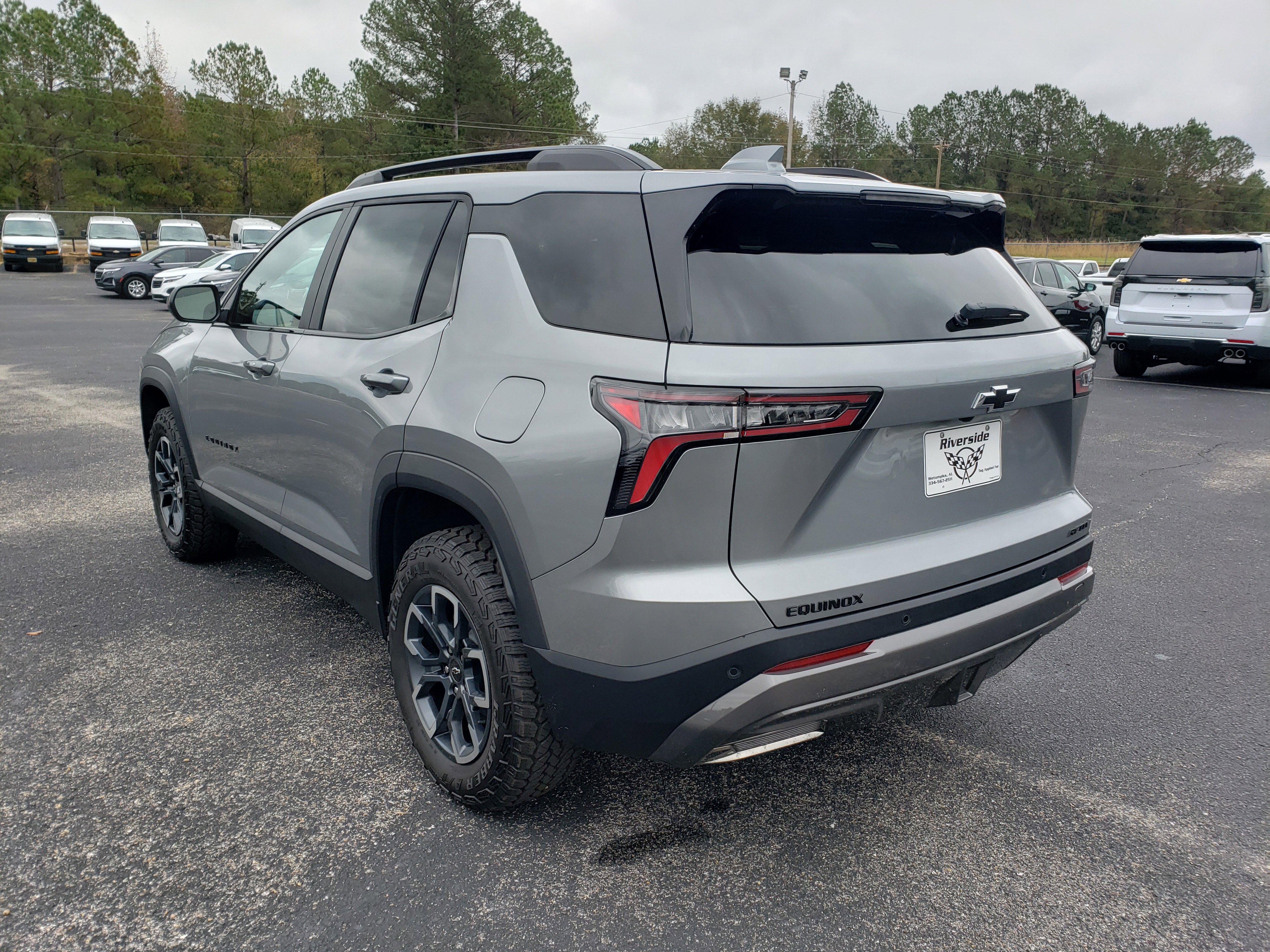 New 2026 Chevrolet Equinox ACTIV image 4