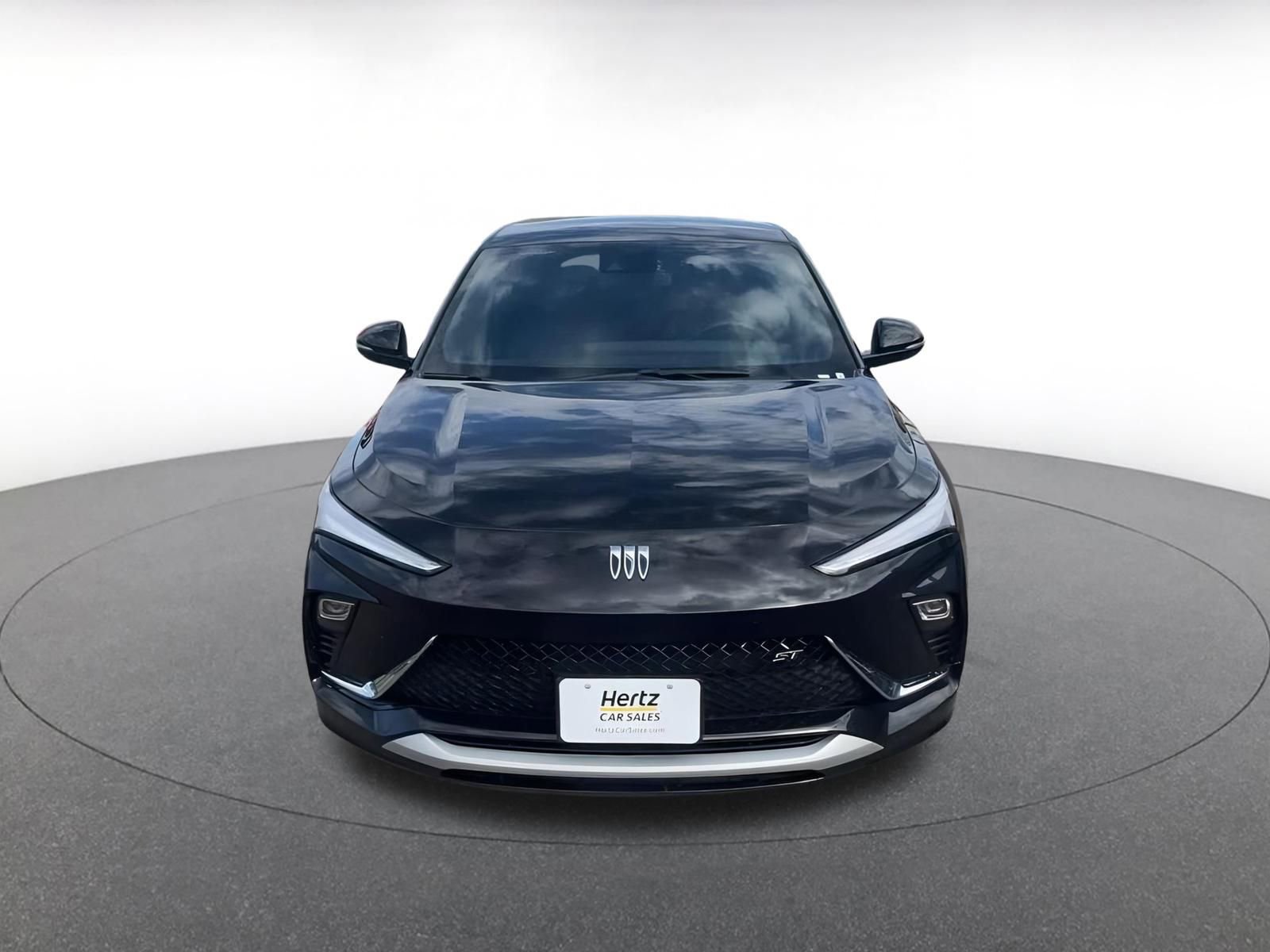 Used 2025 Buick Envista Sport Touring image 4