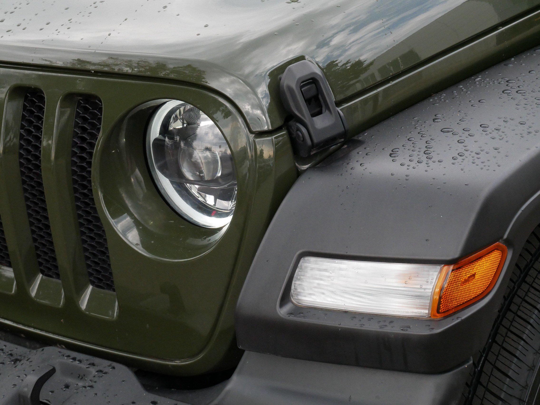 Used 2023 Jeep Wrangler Unlimited Sport AWD/4WD image 16