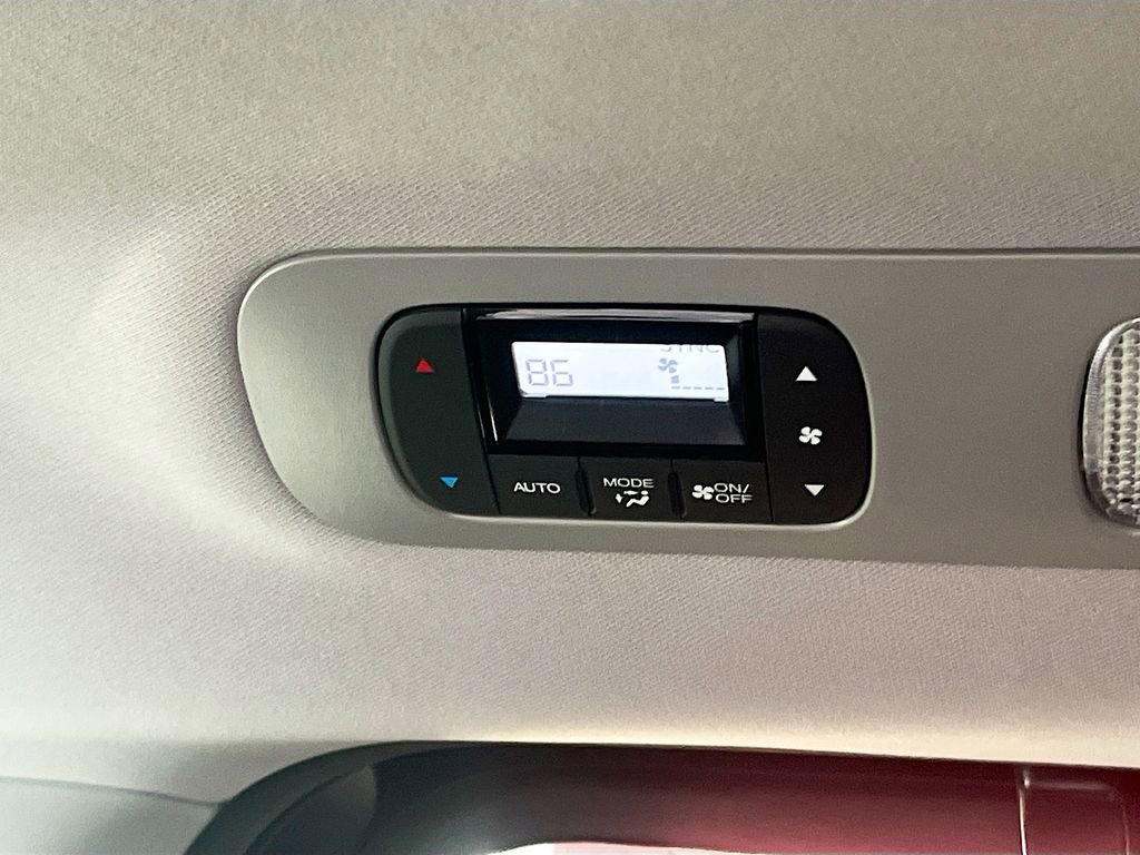 Used 2023 Honda Odyssey Elite image 28