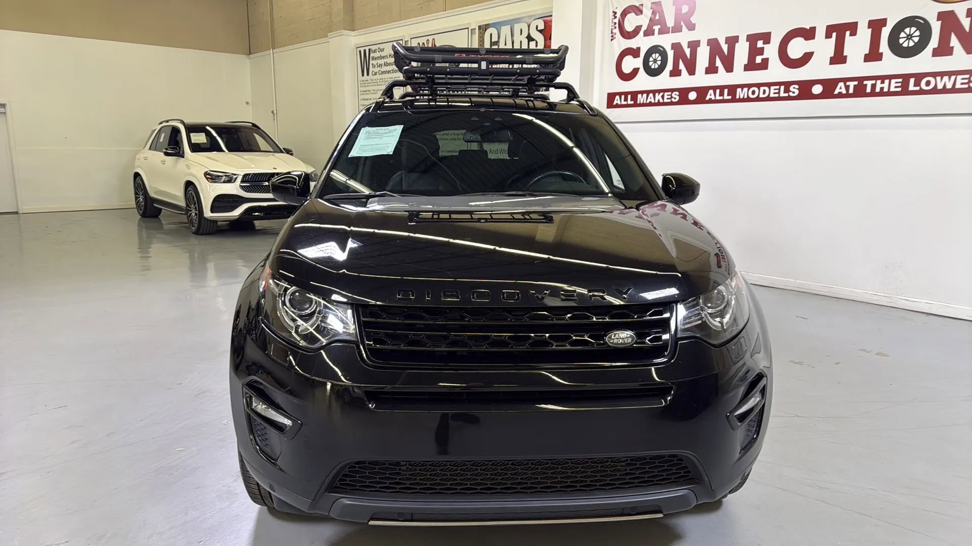 Used 2016 Land Rover Discovery Sport HSE image 10