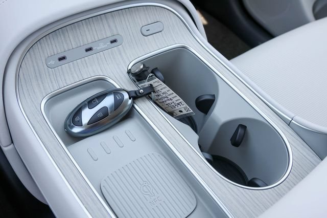 New 2026 Hyundai Palisade Calligraphy FWD image 23