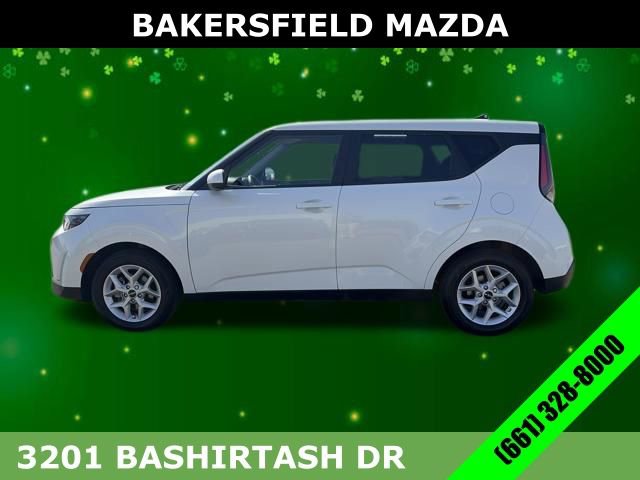 Used 2024 Kia Soul LX w/ Option Group 015 image 2