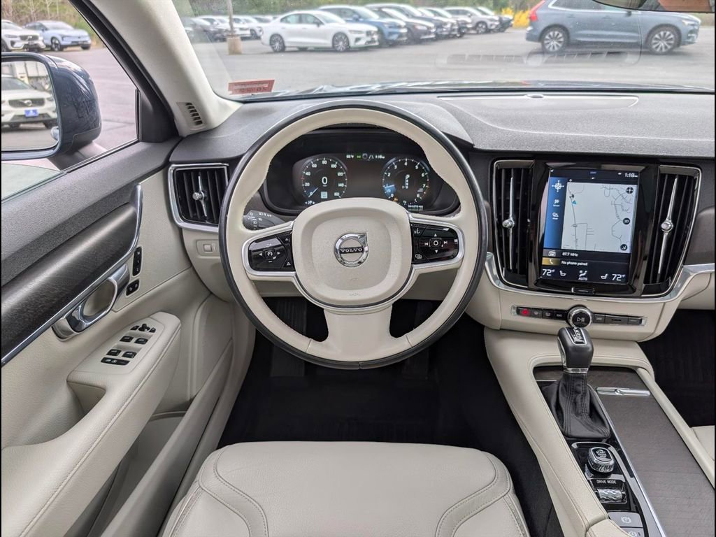 Used 2018 Volvo V90 T6 Cross Country w/ Convenience Package AWD/4WD image 11