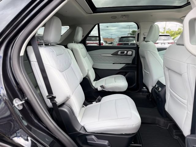 New 2026 Ford Explorer Platinum w/ LUX Leather Package AWD/4WD image 22