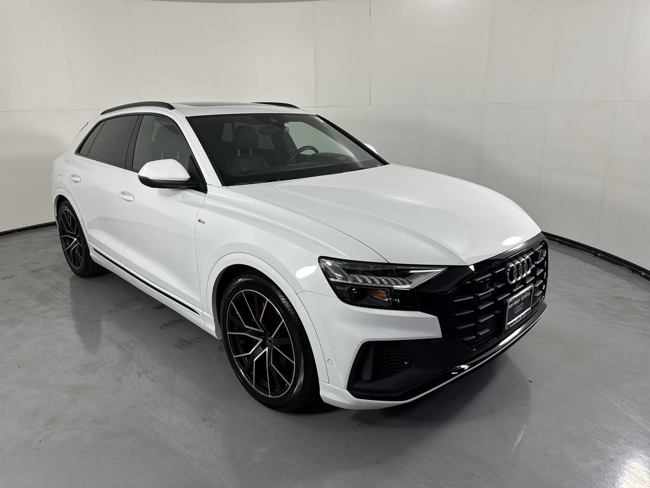 Used 2021 Audi Q8 Prestige AWD/4WD image 33