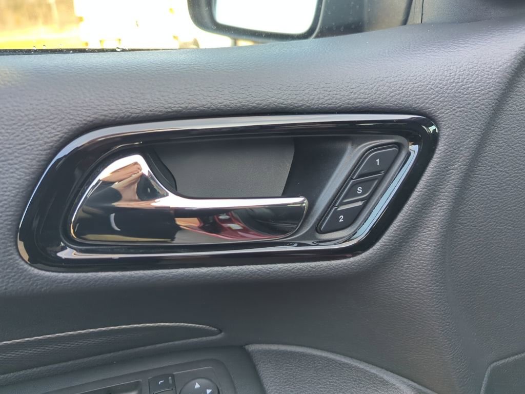 Used 2022 Dodge Durango GT image 33