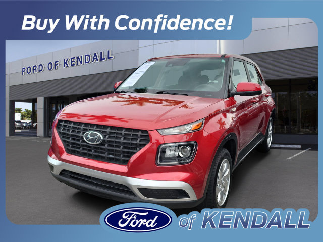 Used 2022 Hyundai Venue SE FWD image 1