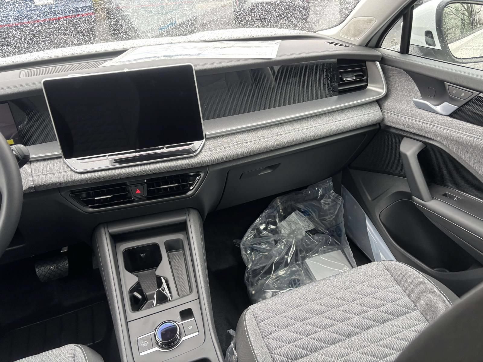 New 2026 Volkswagen Tiguan S AWD/4WD image 30