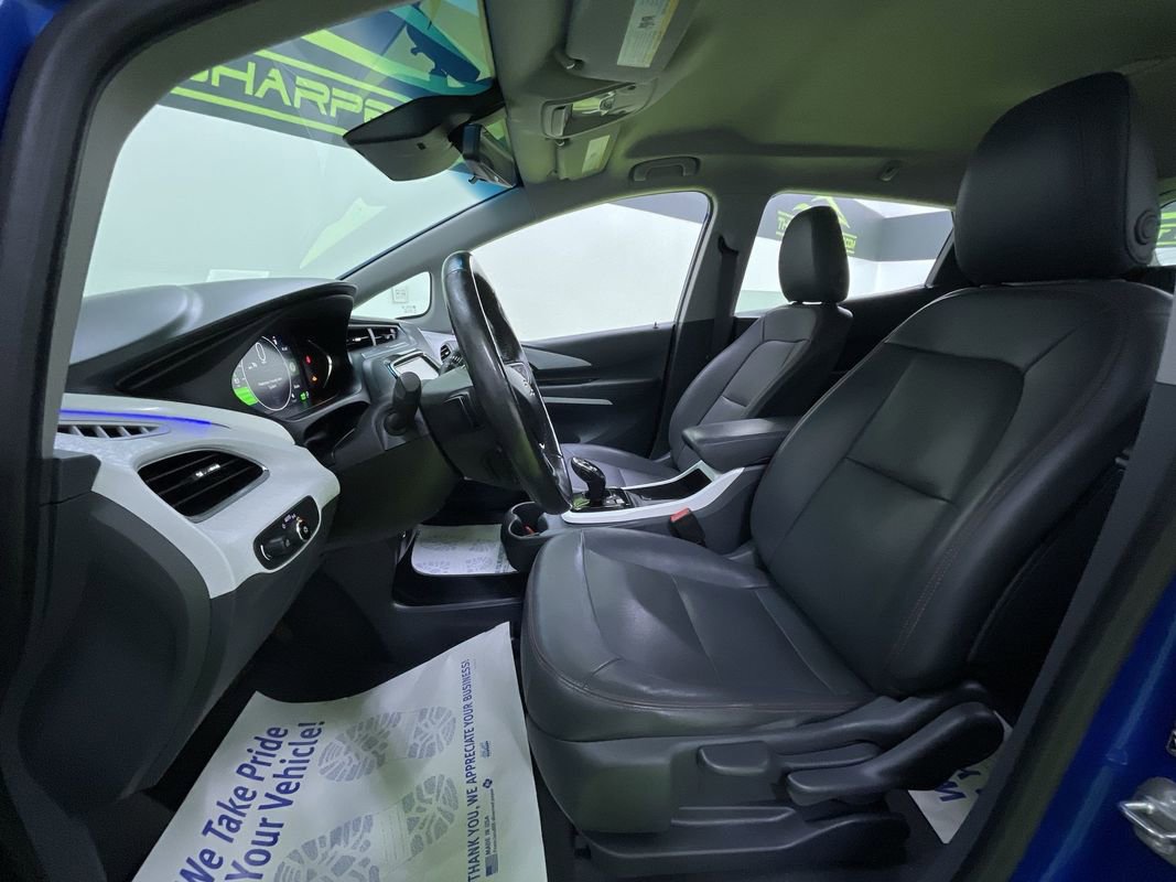 Used 2017 Chevrolet Bolt Premier w/ Driver Confidence II Package image 16