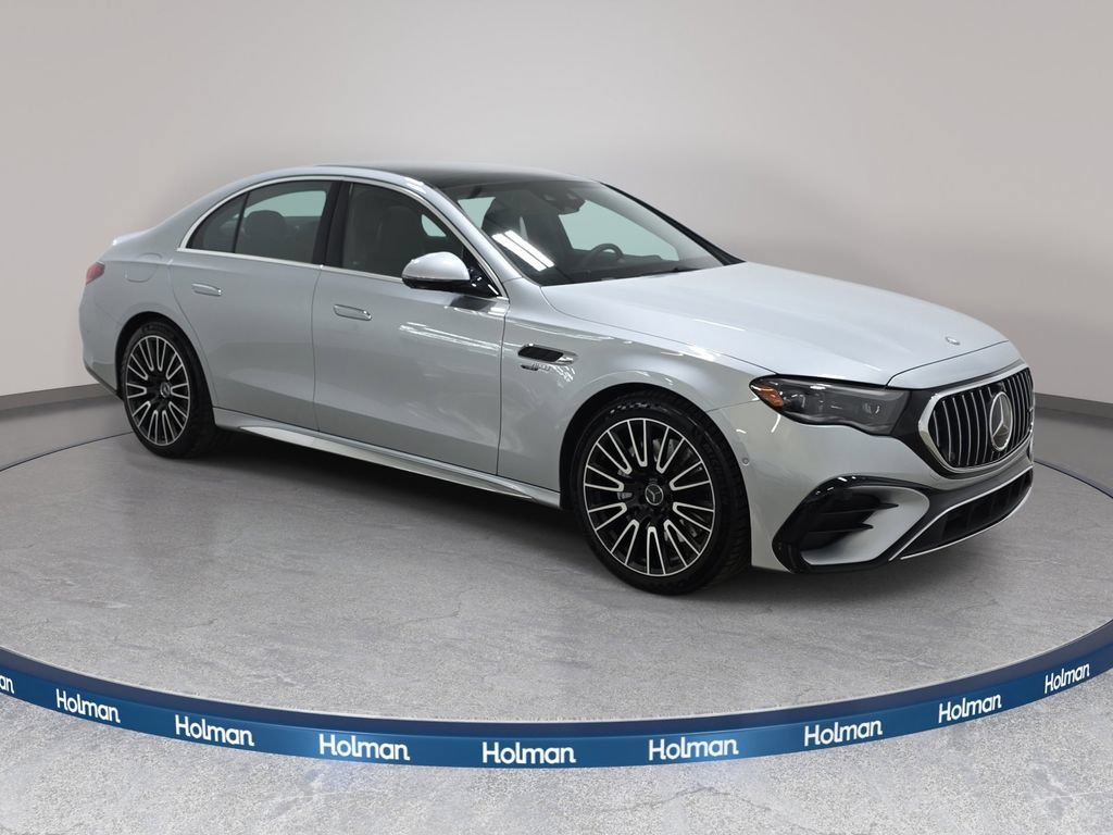 Used 2025 Mercedes-Benz E 53 AMG e 4MATIC Sedan image 4