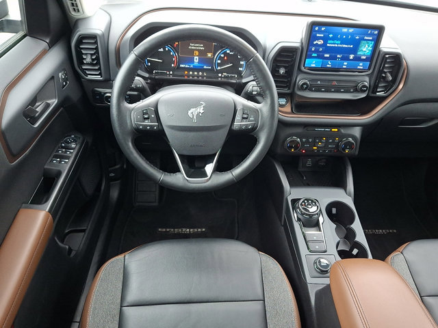 Used 2023 Ford Bronco Sport Outer Banks w/ Tech Package image 11