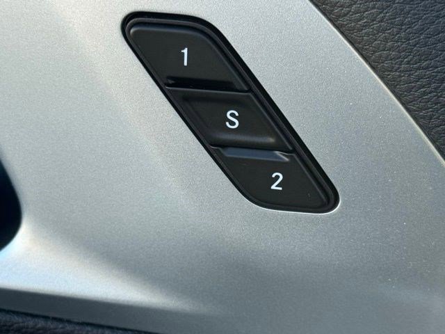 New 2026 Chrysler Pacifica Limited w/ S Appearance Package image 9