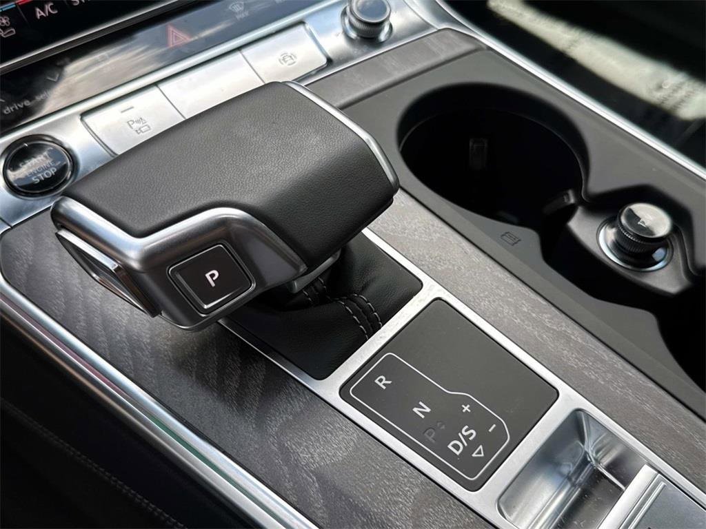 Used 2024 Audi A6 Premium Plus w/ Executive Package image 26
