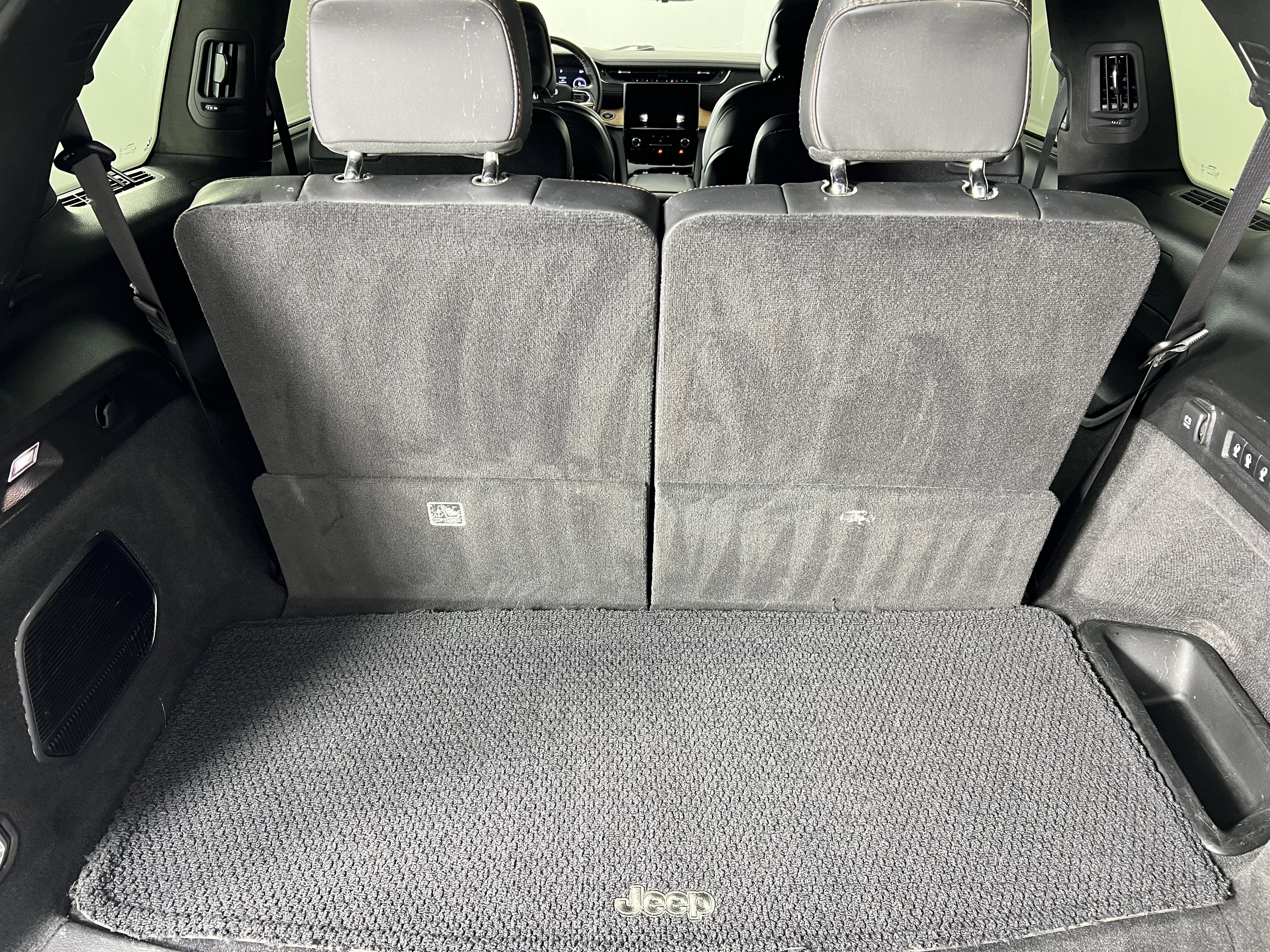 Used 2021 Jeep Grand Cherokee L Summit image 25