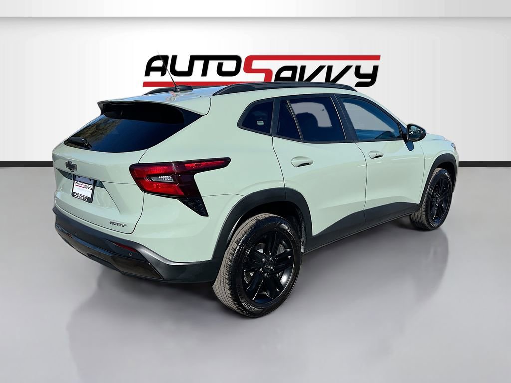 Used 2025 Chevrolet Trax ACTIV w/ Driver Confidence Package image 7