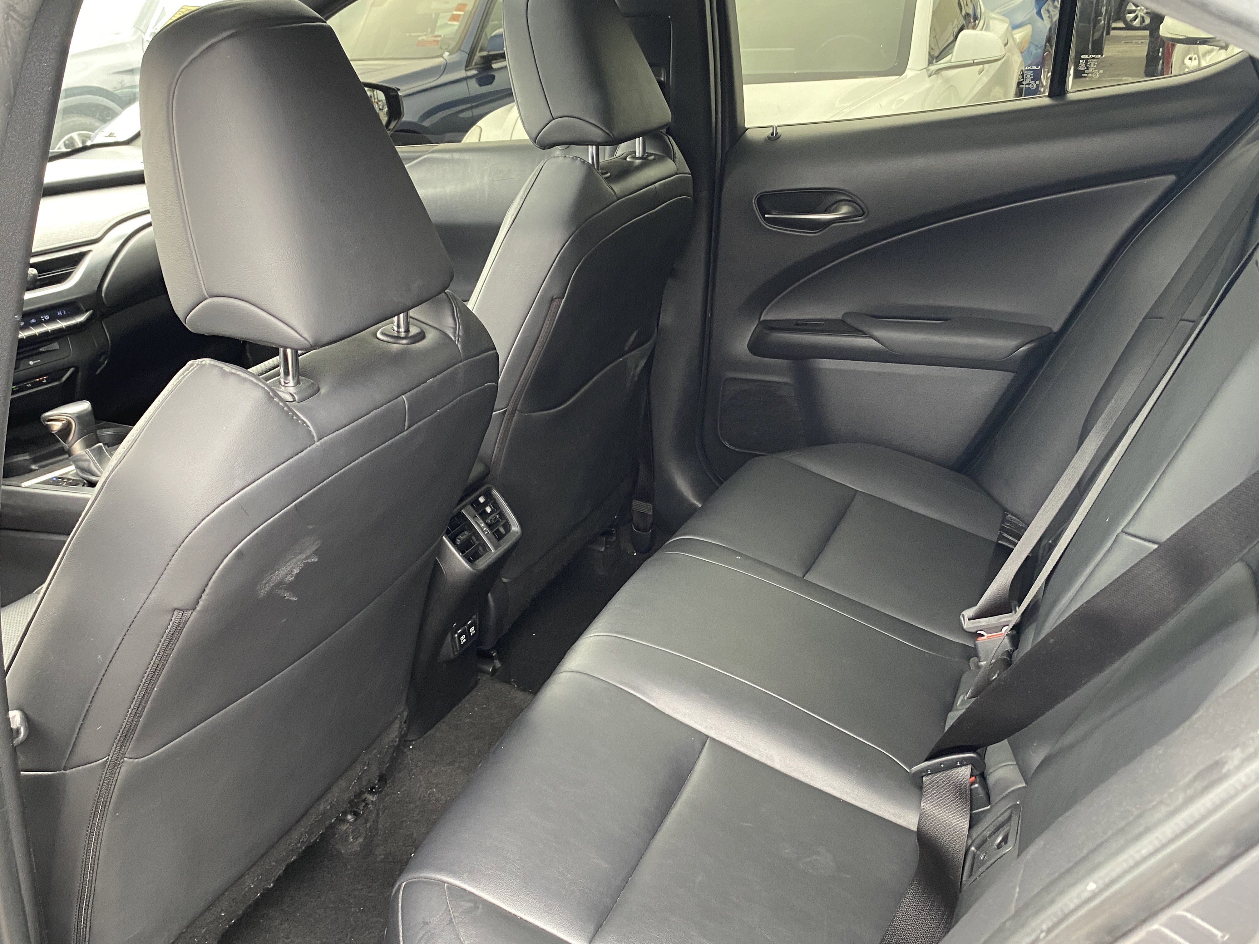 Used 2019 Lexus UX 200 w/ Premium Package FWD image 15